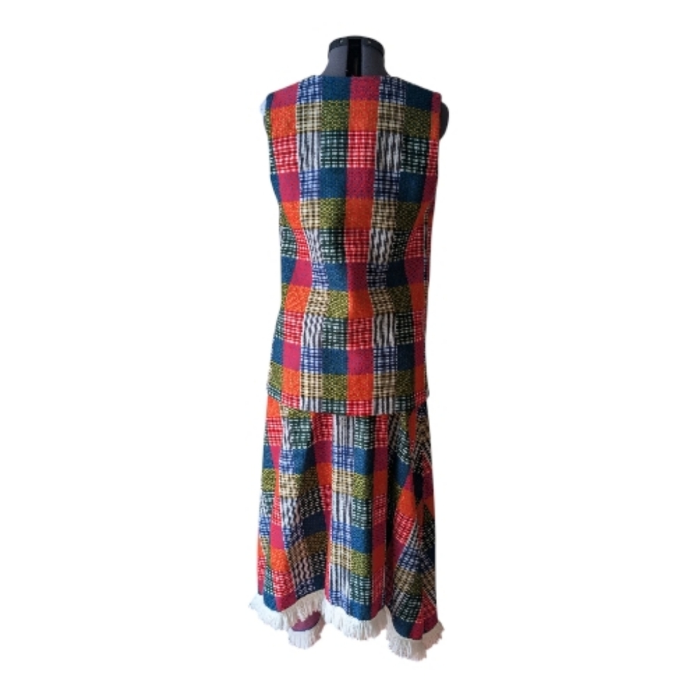 Elegant Plaid Skirt Set with Vest Vintage - Picture 5 of 15